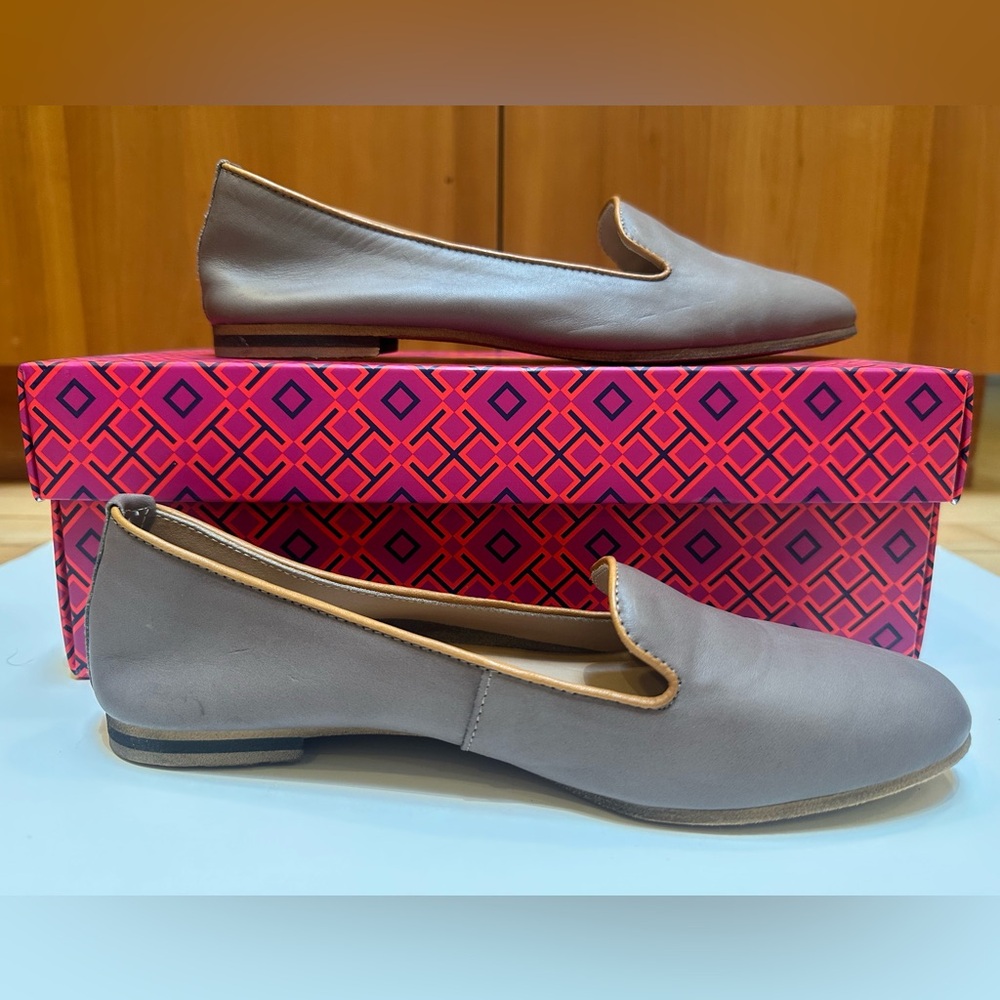 Italian NWT Soft Leather Elegant Gray Loafers